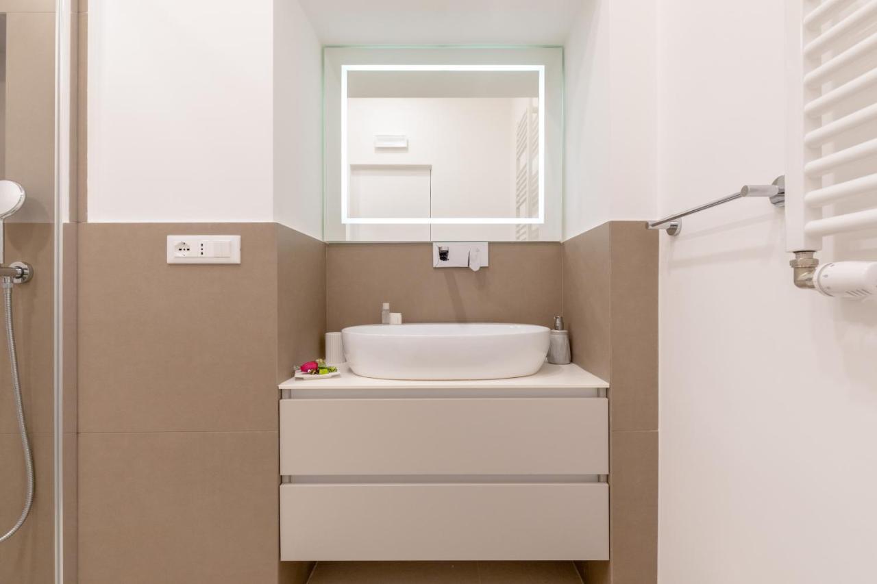 Buzzstays - Stylish Apartments Vatican Rome Downtown Екстер'єр фото